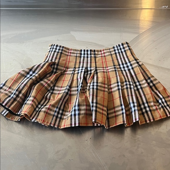 Burberry Dresses & Skirts - Burberry mini Plaid Pleated Mini Skirt in Tan